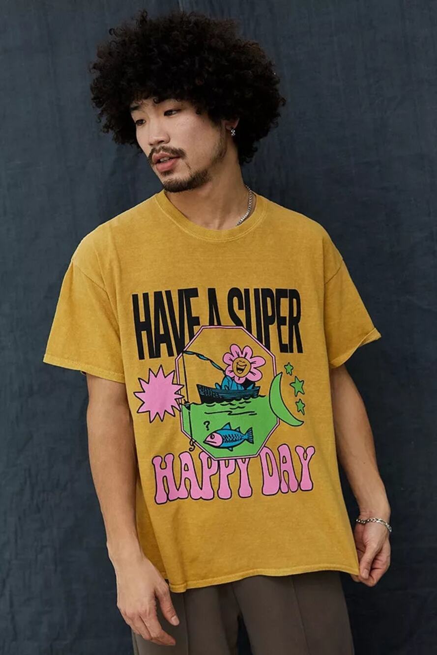 NWT Urban Outfitters BDG Super Happy Day T-Shirt in Yellow size Medium